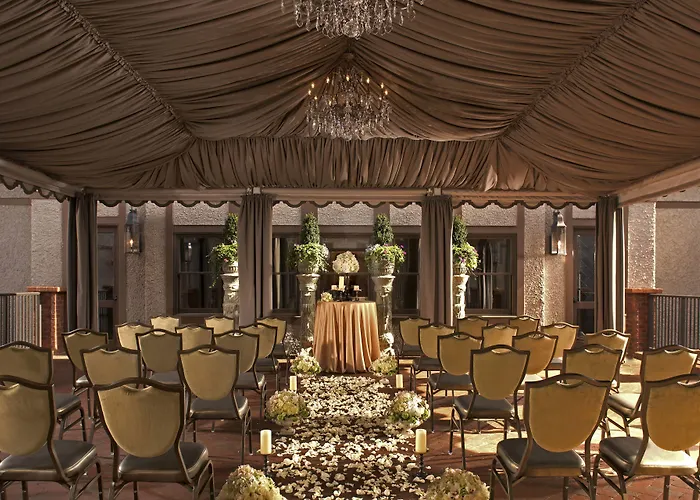 Grand Bohemian Lodge Asheville, Autograph CollectionSpa Hotel