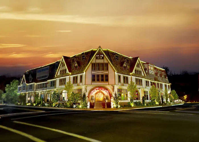 Grand Bohemian Lodge Asheville, Autograph CollectionSpa Hotel